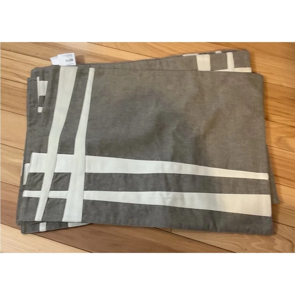 Crate & Barrel Placemats Tyler 14 in x 19 in SET of 7 Brown Cream Abstract NWOT